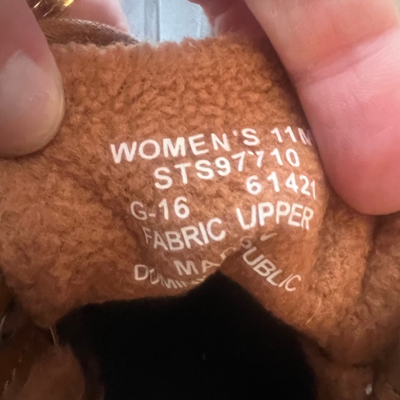 Sperry size 11 shoes women - Picture 4 of 4